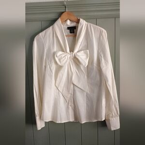 Apostrophe White Blouse with Elegant Bow